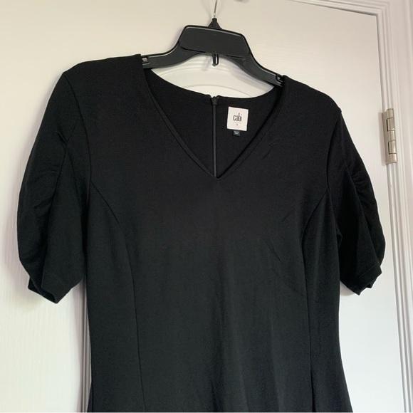 Cabi Minimalist Dress in Black - Picture 3 of 12